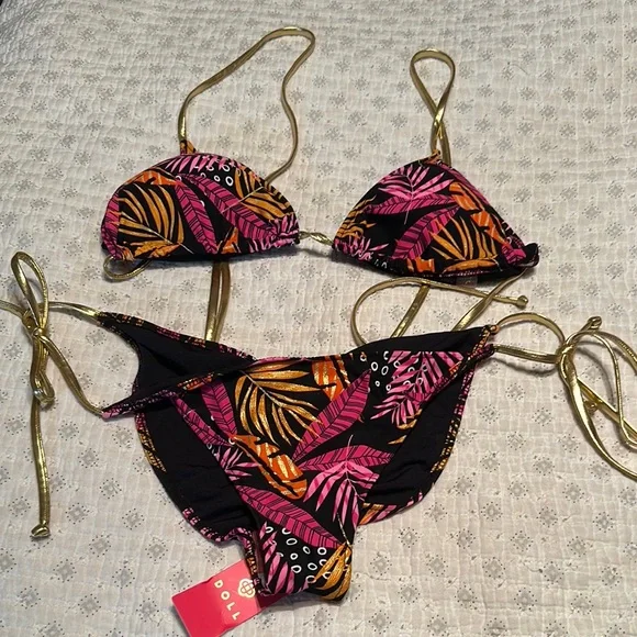 Dollcake Black and Pink Bikini Swimwear - Picture 1 of 7